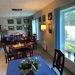 Auberge de jeunesse Teemaja Emmaste