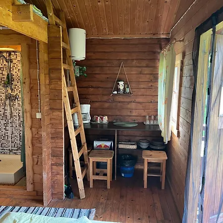 Teemaja Auberge de jeunesse Emmaste